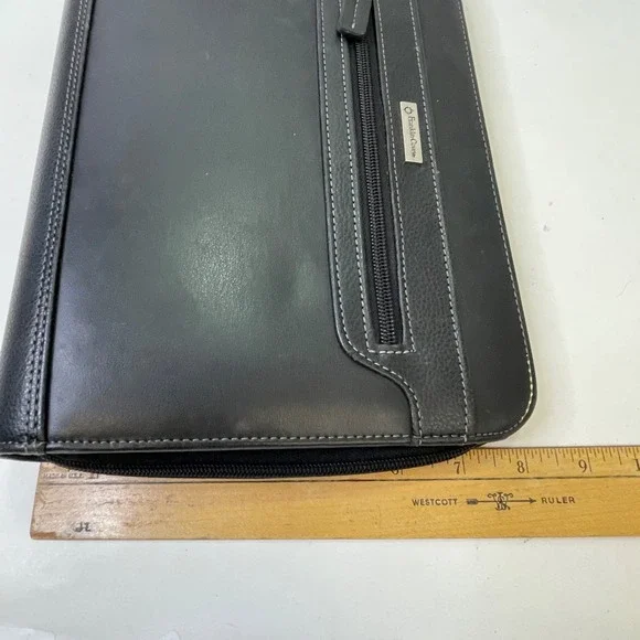 Franklin Covey  Zip Around Classic Planner  7 Ring  10.5" X 8" Black - Picture 13 of 14